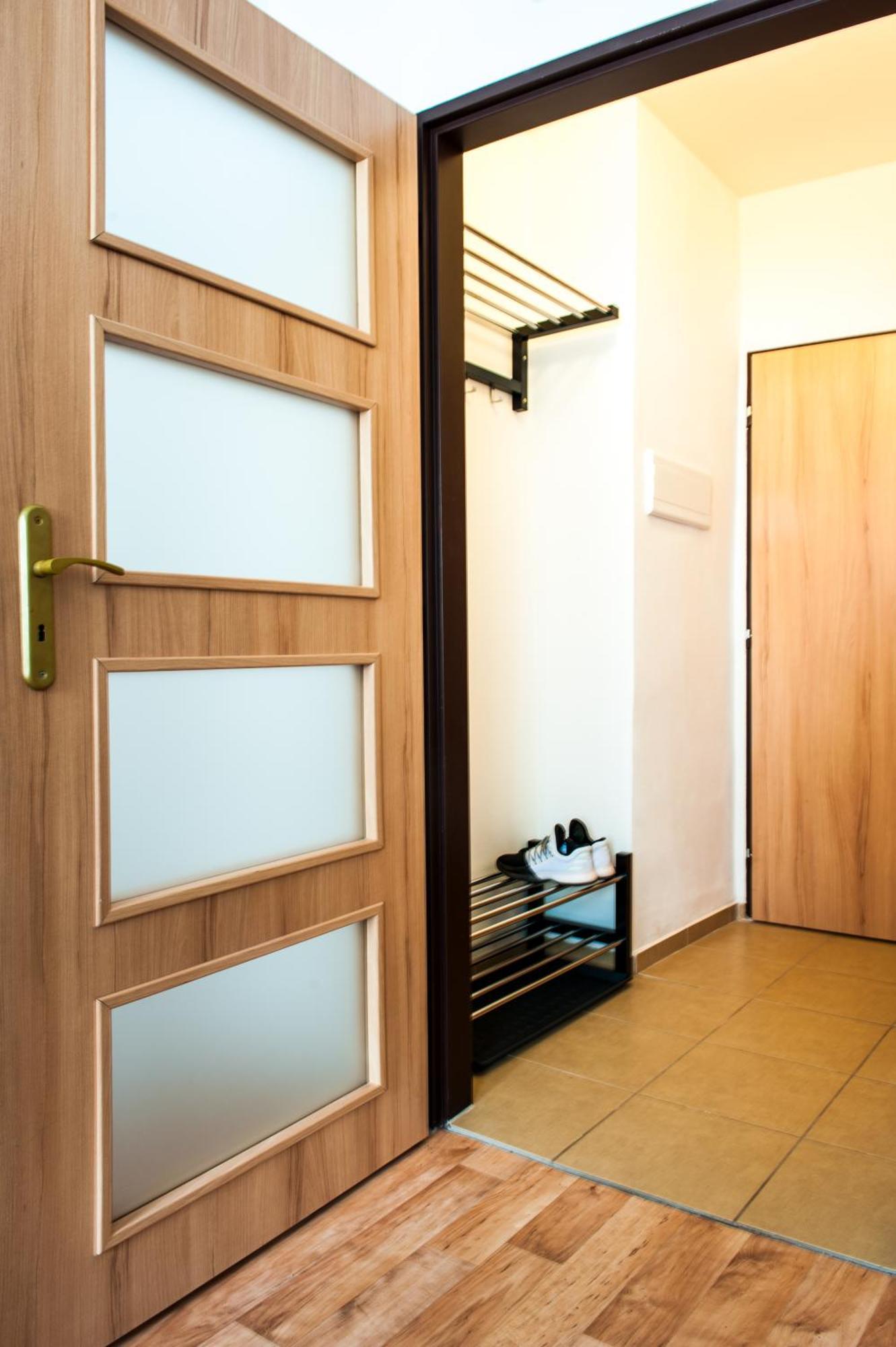 R&J Apartmany Броумов Номер фото